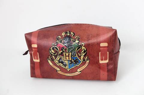 estojo marrom do Harry Potter'