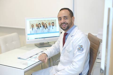 Dr Harlem - oftalmo - Clínica ProVer, @dr.harlemcarvalho, Salvador - Bahia'