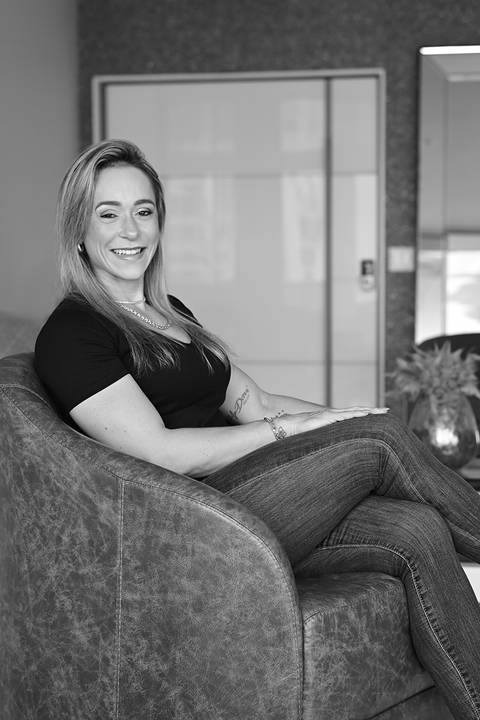 Larissa Berhends - Empresária na Arte do Sabor Bolos'