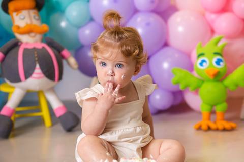 Smash the Cake | Isis'