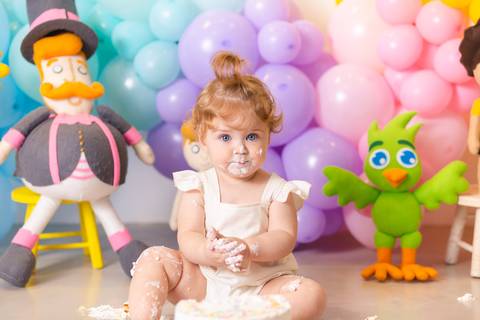 Smash the Cake | Isis'