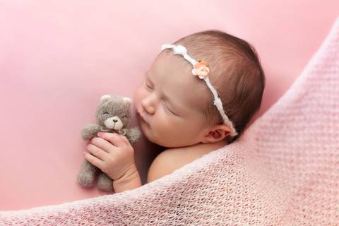 Fotografia de recém nascido (newborn) em Taubaté'