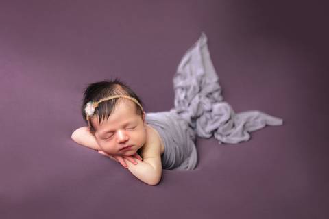 Fotografia de recém nascido (newborn) em Taubaté'