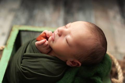 Fotografia de recém nascido (newborn) em Taubaté'