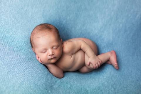 Fotografia de recém nascido (newborn) em Taubaté'