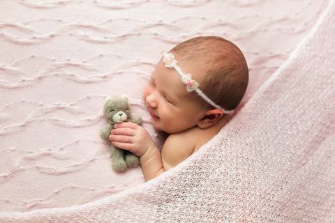 Fotografia de recém nascido (newborn) em Taubaté'
