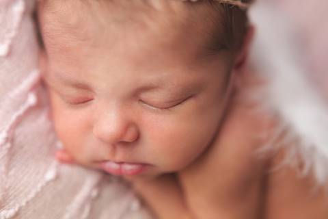 Fotografia de recém nascido (newborn) em Taubaté'