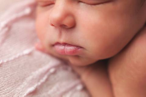 Fotografia de recém nascido (newborn) em Taubaté'