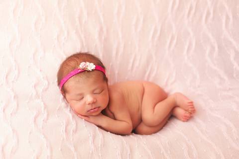 Fotografia de recém nascido (newborn) em Taubaté'