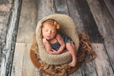Fotografia de recém nascido (newborn) em Taubaté'