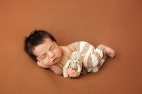 Fotografia de recém nascido (newborn) em Taubaté'