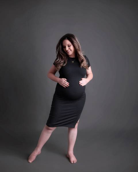 Fotografia de gestantes em estúdio e externa em Taubaté / SP'