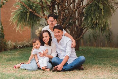 Fotografia de Família em estúdio ou externa em Taubaté/SP'