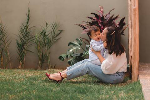 Fotografia de Família em estúdio ou externa em Taubaté/SP'