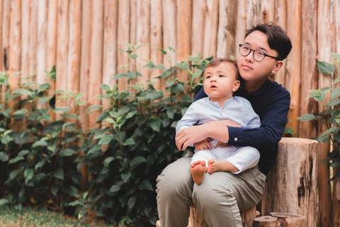 Fotografia de Família em estúdio ou externa em Taubaté/SP'