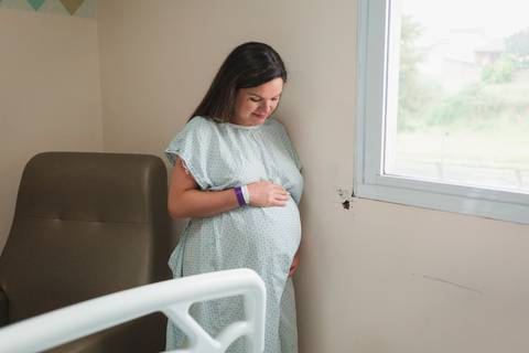 fotografia infantil gestante parto cesariana criança newborn hospital taubaté 10 de julho pinda maternidade centro cirurgico'