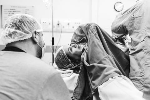 fotografia infantil gestante parto cesariana criança newborn hospital taubaté 10 de julho pinda maternidade centro cirurgico'