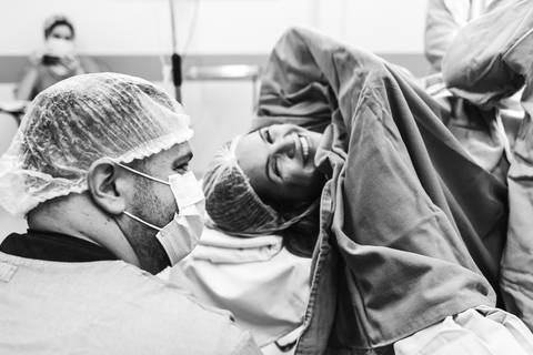 fotografia infantil gestante parto cesariana criança newborn hospital taubaté 10 de julho pinda maternidade centro cirurgico'