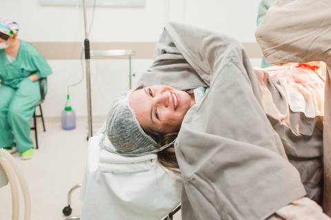 fotografia infantil gestante parto cesariana criança newborn hospital taubaté 10 de julho pinda maternidade centro cirurgico'