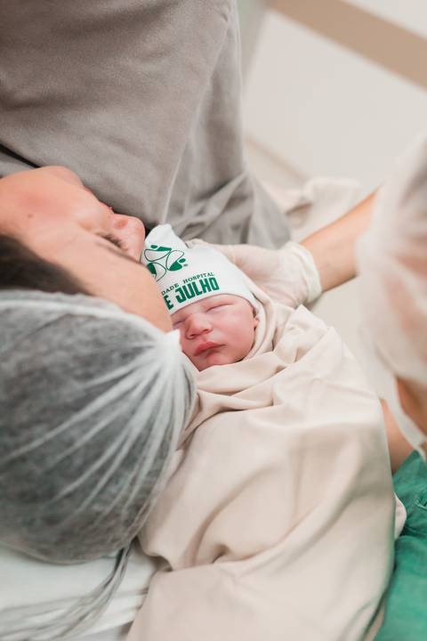 fotografia infantil gestante parto cesariana criança newborn hospital taubaté 10 de julho pinda maternidade centro cirurgico'