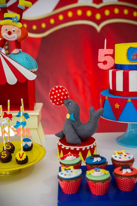 Circo da Maria Clara e do Vicente - 5 anos - Abracadabra Festas'