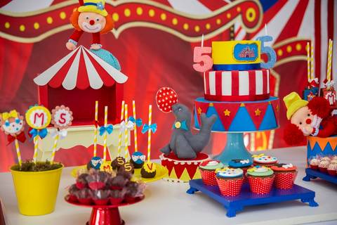 Circo da Maria Clara e do Vicente - 5 anos - Abracadabra Festas'