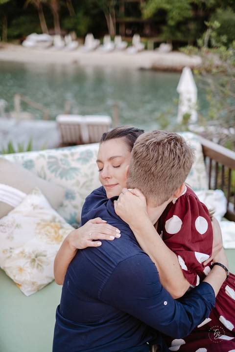 fotografia de noivado na ponta dos Ganchos Resort, em Governador Celso Ramos'