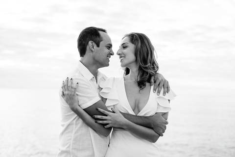 ensaio pré-casamento no amanhecer, na praia e trilha do Gravatá em Florianópolis. Por Thiago Braga '