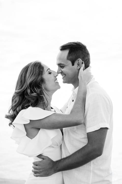 ensaio pré-casamento no amanhecer, na praia e trilha do Gravatá em Florianópolis. Por Thiago Braga '