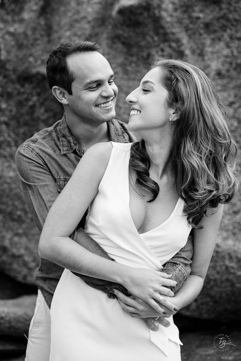 ensaio pré-casamento no amanhecer, na praia e trilha do Gravatá em Florianópolis. Por Thiago Braga '