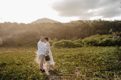 casamento simples, elegante e lindo, no moçamba eventos, em redor das montanhas e da lagoa da conceição em '