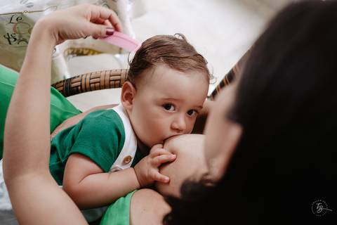 fotografia de primeiro aniversário. Fotografia documental de família. Thiago Braga Fotos'