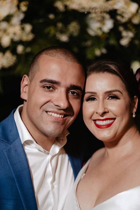 Casamento de Aline e Diogo, em um fim de tarde na lagoa da Conceição, no Indaiá eventos. Fotografia por Thiago Braga. '