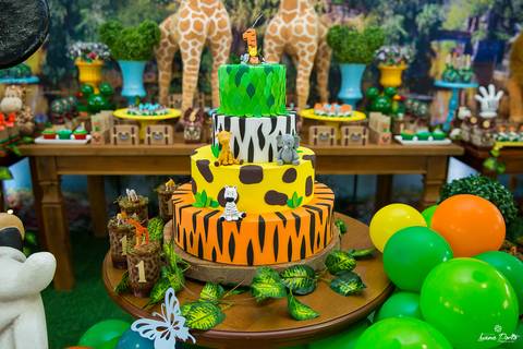 Festa infantil com tema sáfari do Mickey em SC'