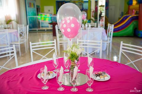 Mesa decorada da Minnie Rosa em Osório'