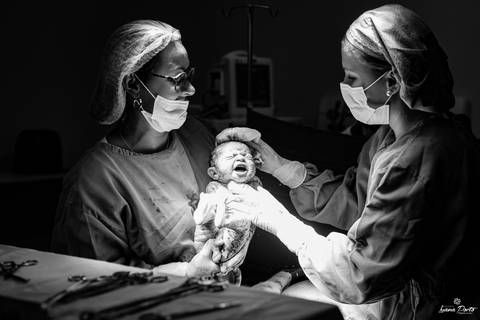 Bebê nascendo em Osório'