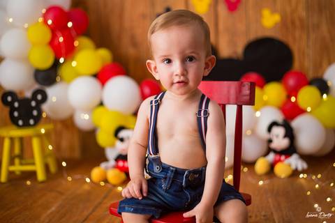 Foto de smash the cake do Mickey em Osório'