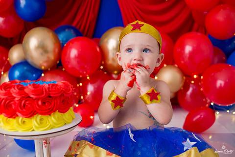 Bolo da mulher maravilha'