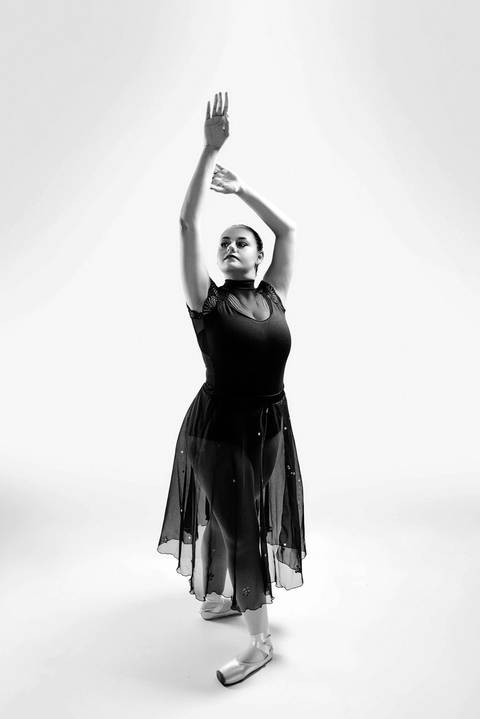 ensaio-fotografia-ballet-balé-preto-branco-estudio'