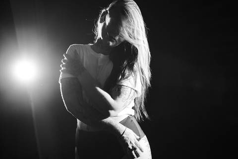 Ensaio-feminino-noir-preto-e-branco-estilo-beleza-fashion-estudio-studio'