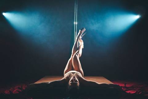 ensaio-fotografico-pole-dance-danca-apresentacao-artistico-conceito-palco-instrutora-dancarina-bauru-sao-paulo'