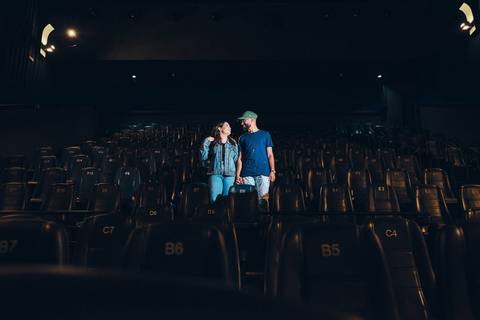ensaio-fotografico-prewedding-casal-cinema-fotos-artisticas-pipoca-romantica-'