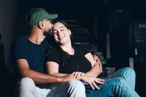 ensaio-fotografico-prewedding-casal-cinema-fotos-artisticas-pipoca-romantica-'