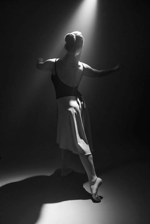 ensaio-fotografico-fotografia-escola-danca-ballet-bale-dancarina-conceitual-conceito-artistico-autoral-estudio'