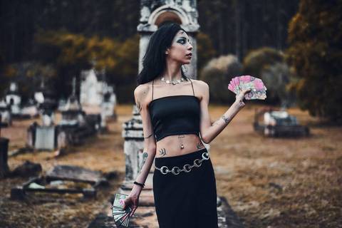 ensaio-fotografico-cemiterio-dia-das-bruxas-halloween-bruxa-ritual-bosque-natureza-bauru-sao-paulo-brazil-brasil-conceitual-conceito-artistico-autoral-fotografia'