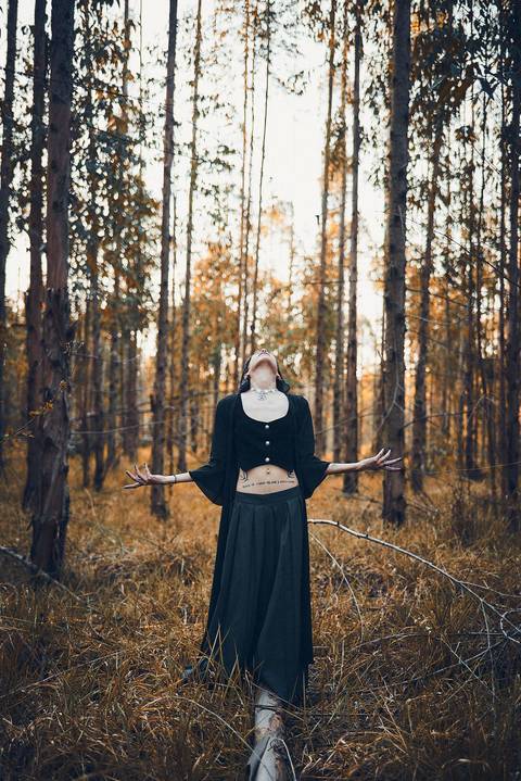 ensaio-fotografico-cemiterio-dia-das-bruxas-halloween-bruxa-ritual-bosque-natureza-bauru-sao-paulo-brazil-brasil-conceitual-conceito-artistico-autoral-fotografia'