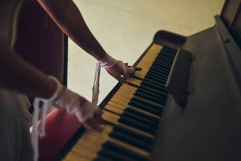 ensaio fotográfico, ensaio artístico, Evanescence, ensaio místico, fotografia artística, fotografia, fotógrafo em Bauru, Bauru, São Paulo, Brasil, My Immortal, Amy Lee, The Open Door, arte, fineart, masterpiece, photoshoot, lugar abandonado'