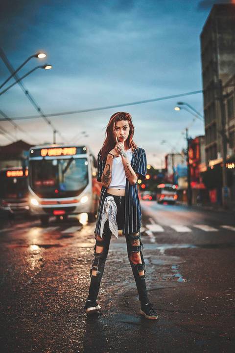 ensaio-noturno-fotografico-urbano-fashion-moda-cidade-feminino-artistico-conceito'