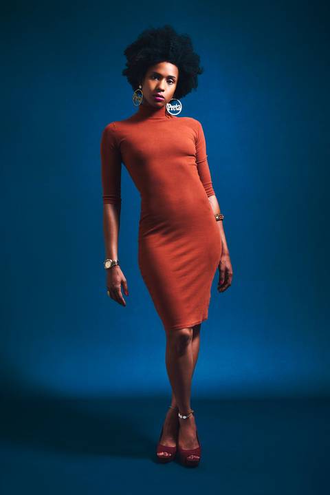 ensaio-fotografia-feminino-estudio-luzes-artístico-mulher-preta-black-power-fashion-moda-conceito'