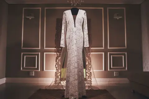 casamento-elopement-wedding-a dois-romantico-castelo-making off-europeu-intimista-artistico-boho chic'